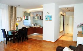 Artus Apartment